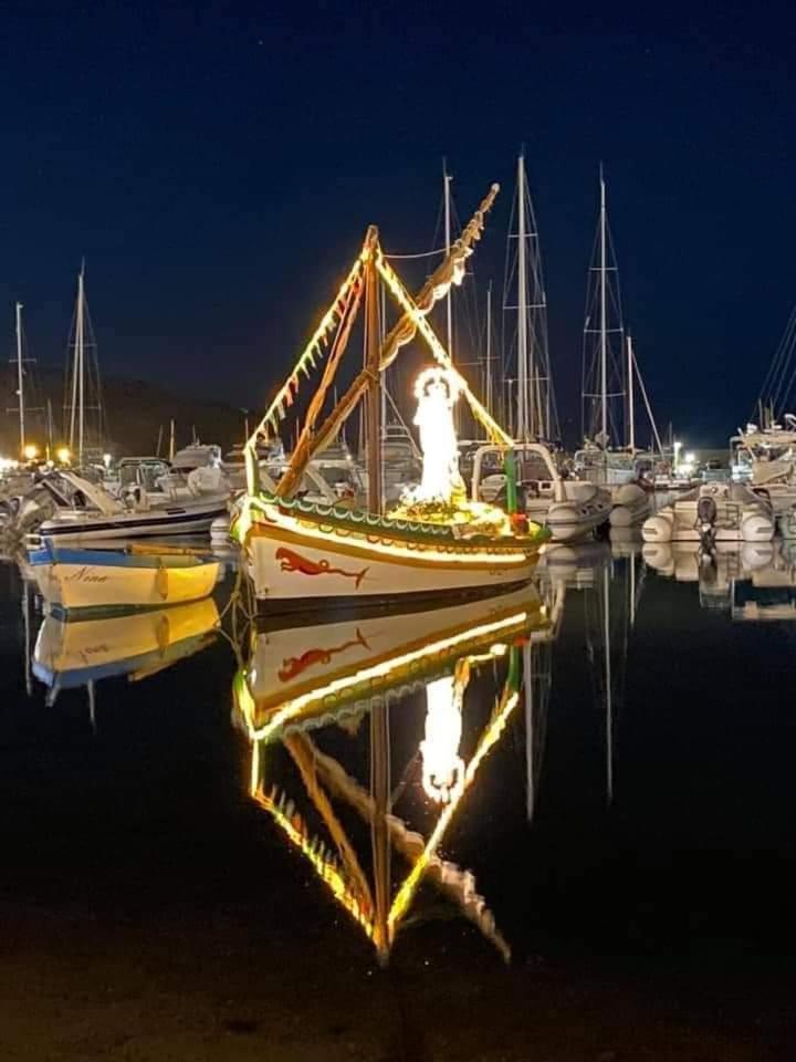 Golden House Castellammare del Golfo Exterior foto